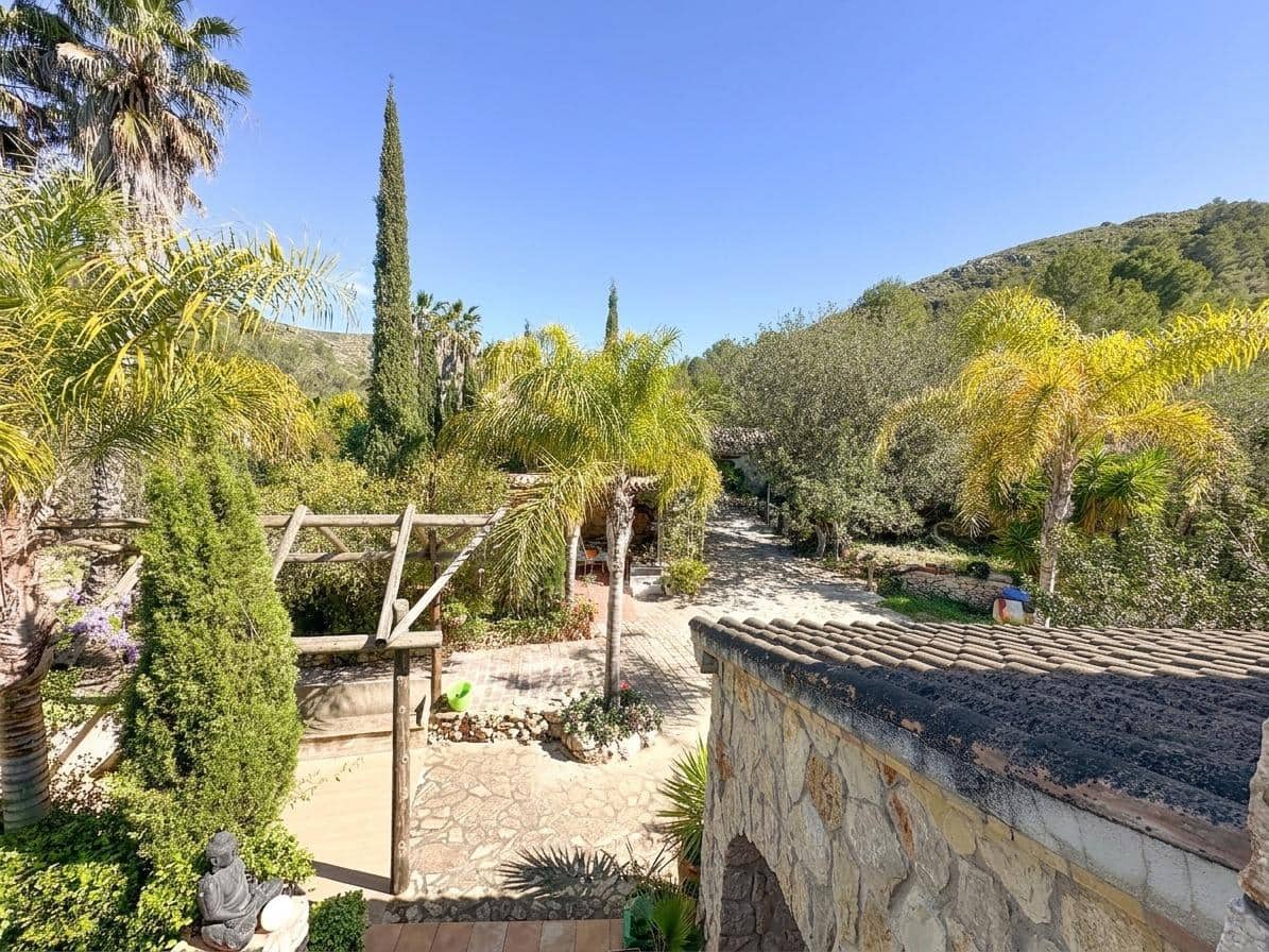 4 bedroom Finca/Country House for sale in Lliber with pool garage - € 990,000 (Ref: 9876579)