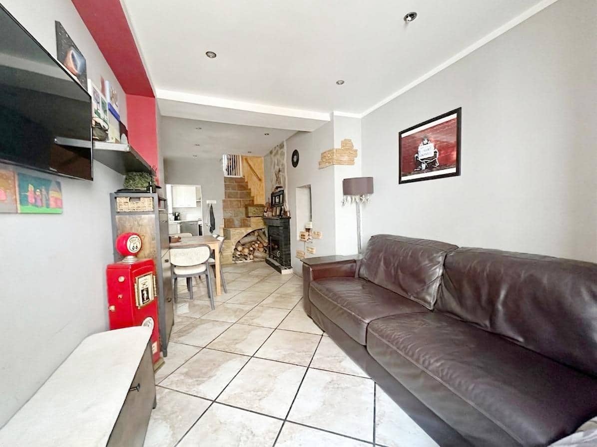 3 makuuhuone Omakotitalo myytävänä paikassa Parcent - 160 000 € (Ref: 9884948)