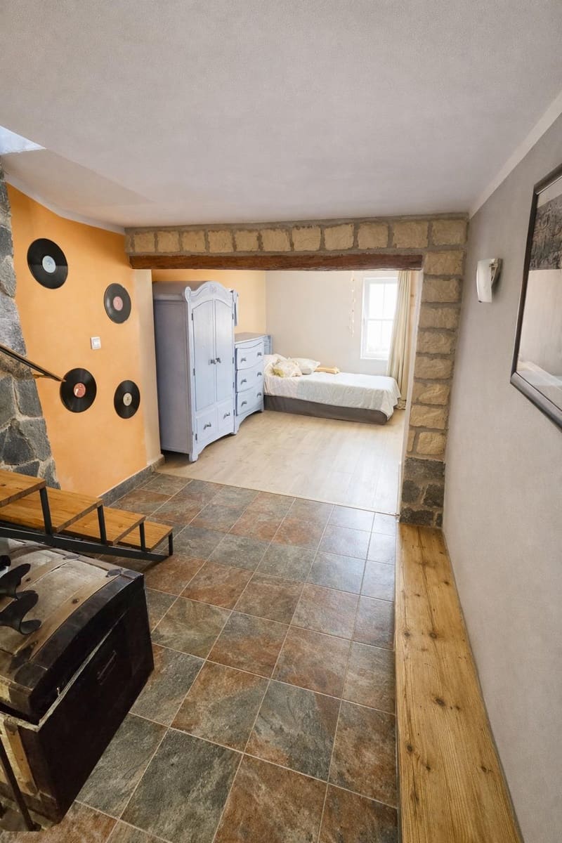 3 makuuhuone Omakotitalo myytävänä paikassa Parcent - 160 000 € (Ref: 9884948)