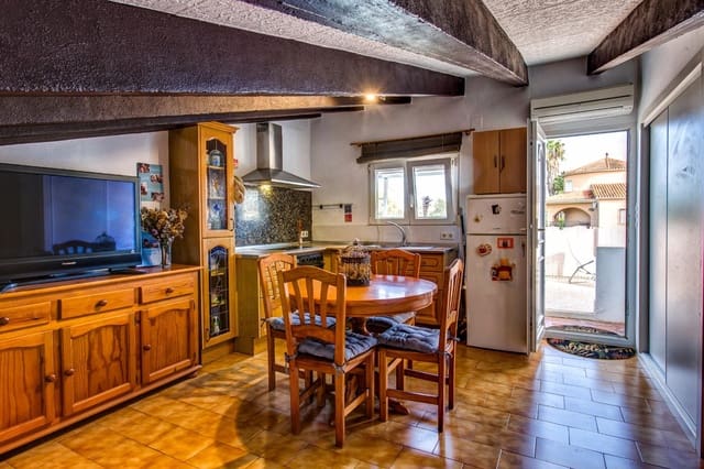 Chalet de 4 habitaciones en El Montgó, Dénia en venta con piscina garaje - 960.000 € (Ref: 9896188)