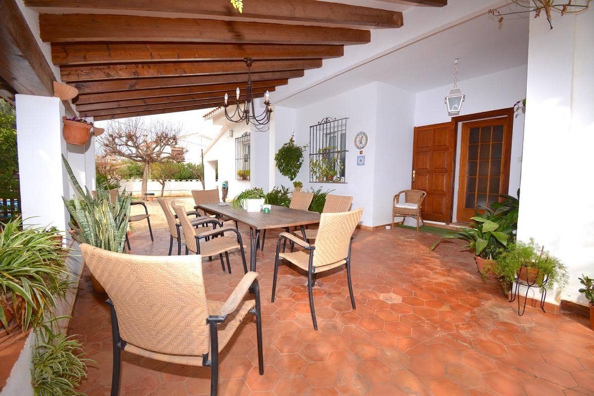 4 bedroom Villa for sale in Denia with pool garage - € 960,000 (Ref: 9896188)