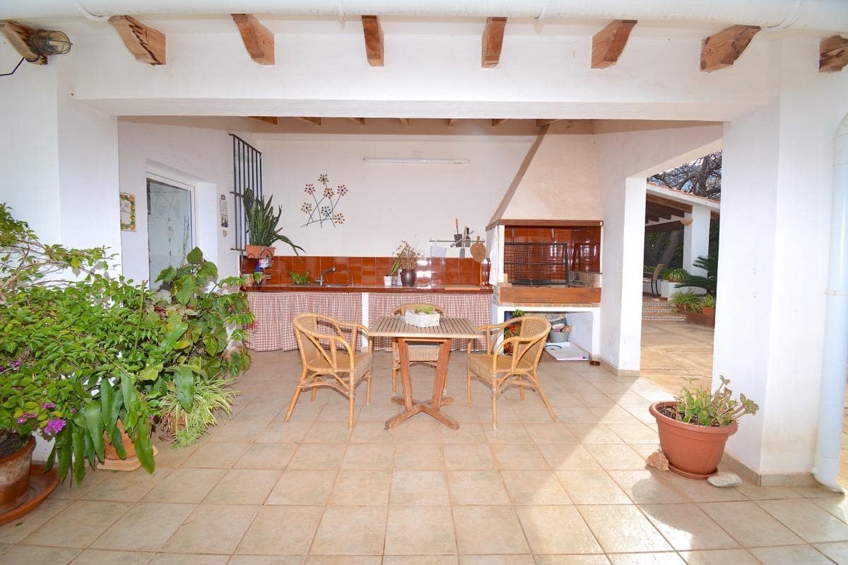 4 bedroom Villa for sale in Denia with pool garage - € 960,000 (Ref: 9896188)