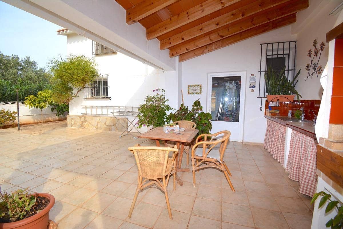 4 bedroom Villa for sale in Denia with pool garage - € 960,000 (Ref: 9896188)