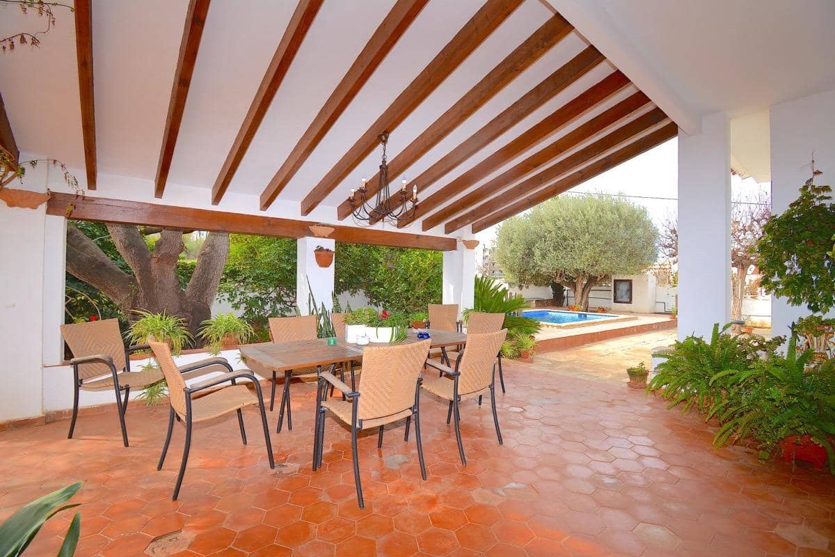 4 bedroom Villa for sale in Denia with pool garage - € 960,000 (Ref: 9896188)