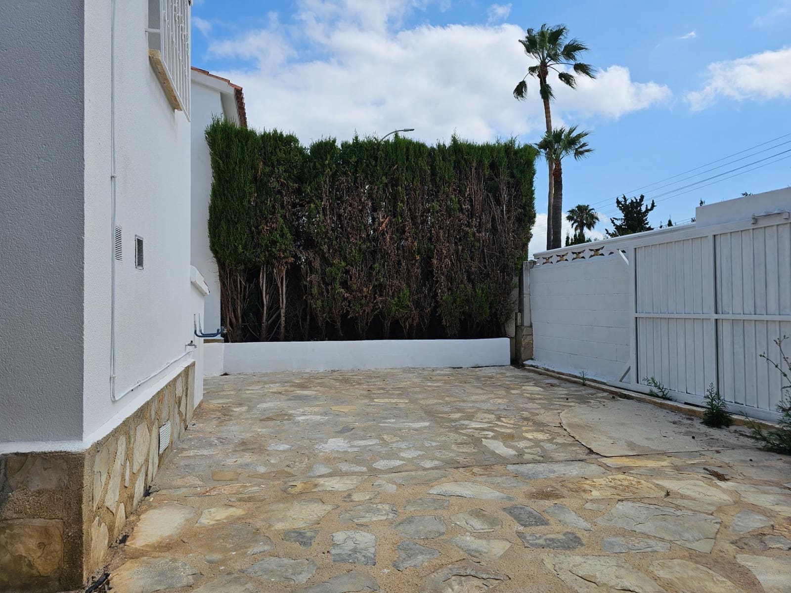 3 bedroom Terraced Villa for sale in Denia - € 375,000 (Ref: 9898959)