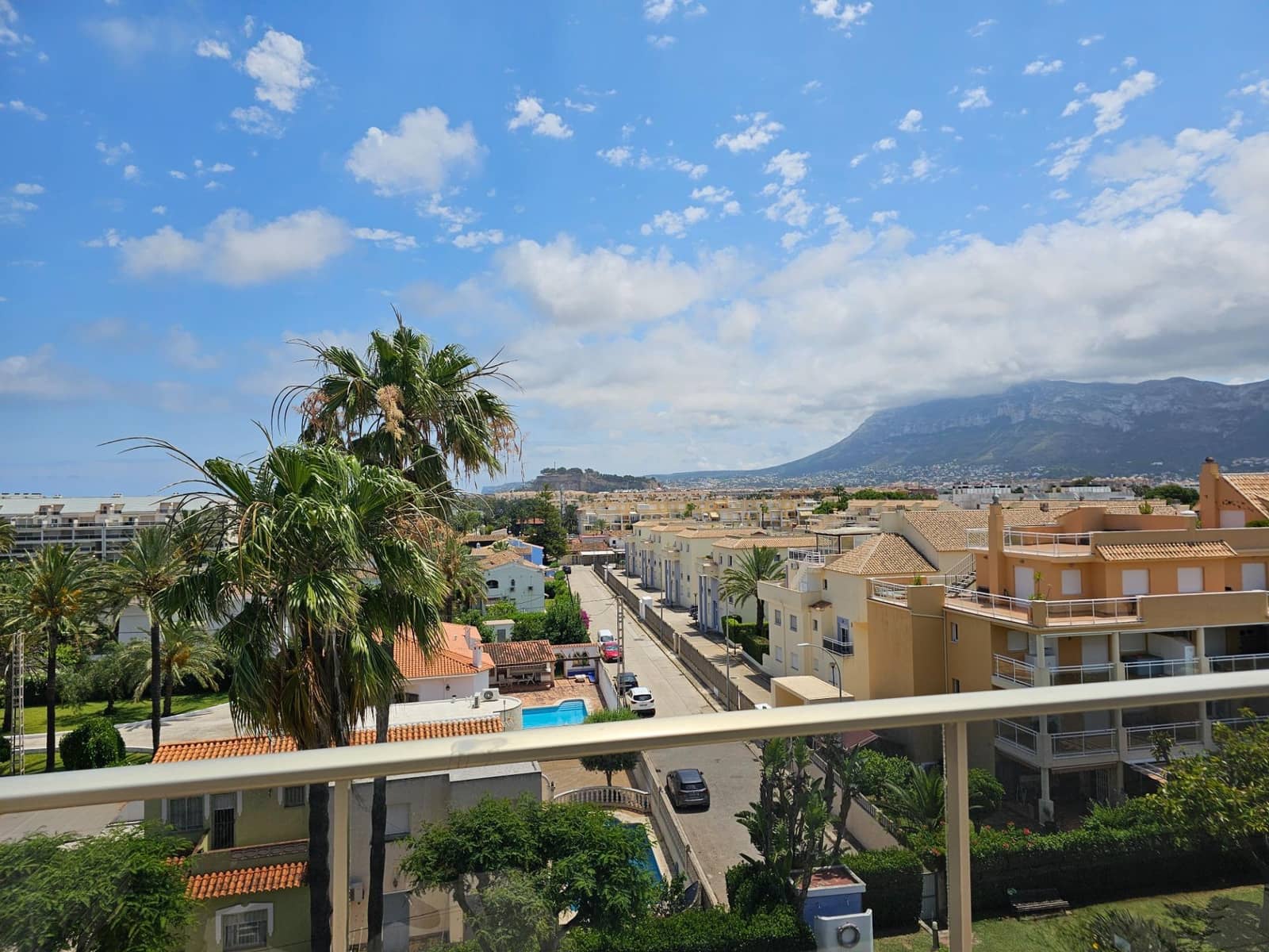 3 quarto Penthouse para venda em Denia com piscina - 498 000 € (Ref: 9908129)