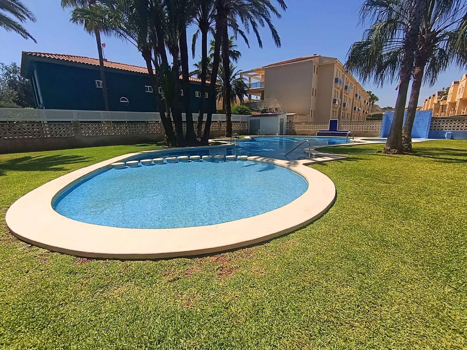 2 makuuhuone Kattohuoneisto myytävänä paikassa Denia mukana uima-altaan - 289 000 € (Ref: 9913304)