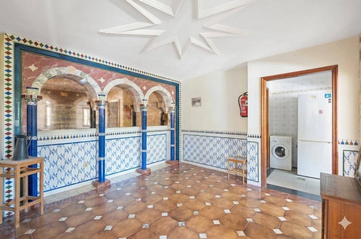 14 slaapkamer Villa te koop in Denia met garage - € 1.370.000 (Ref: 9922450)