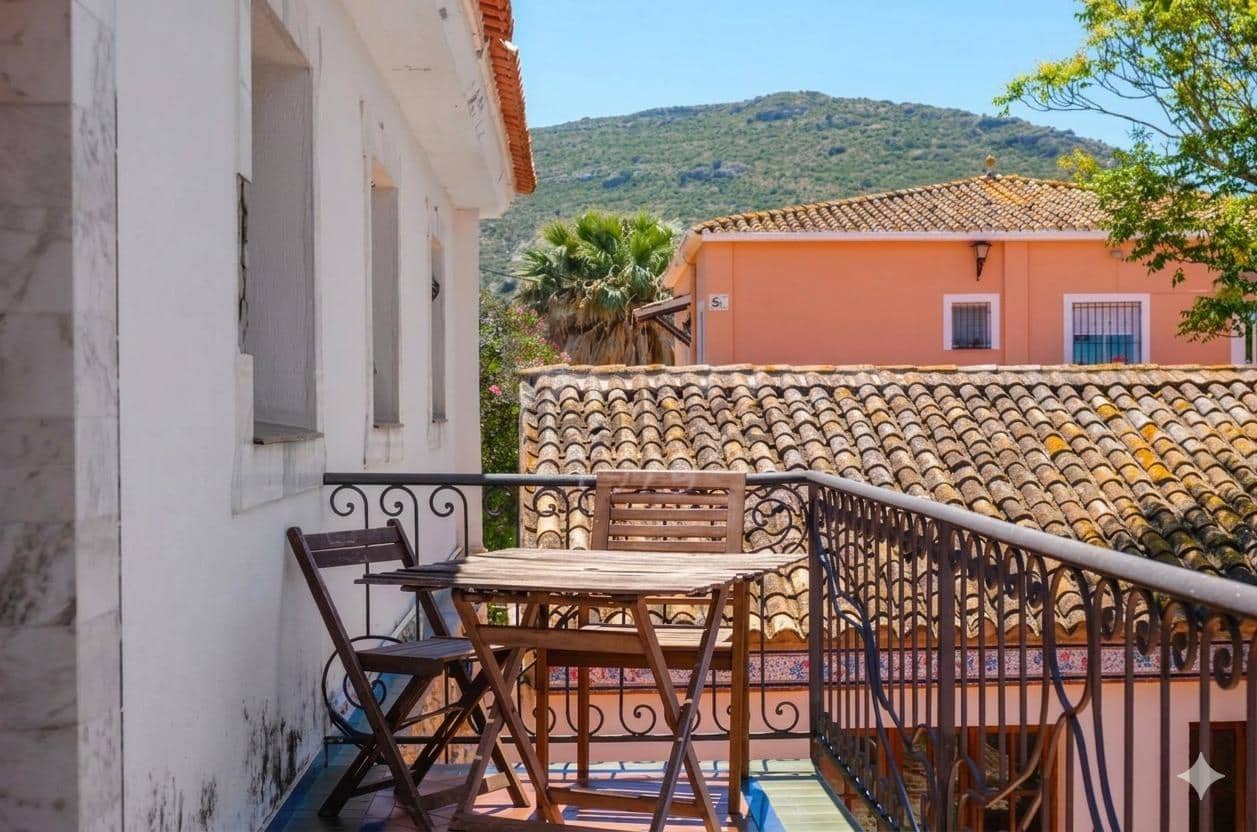 14 slaapkamer Villa te koop in Denia met garage - € 1.370.000 (Ref: 9922450)