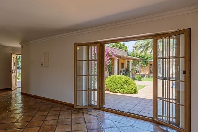 6 soveværelse Villa til salg i La Sella med swimmingpool garage - € 2.900.000 (Ref: 9929510)