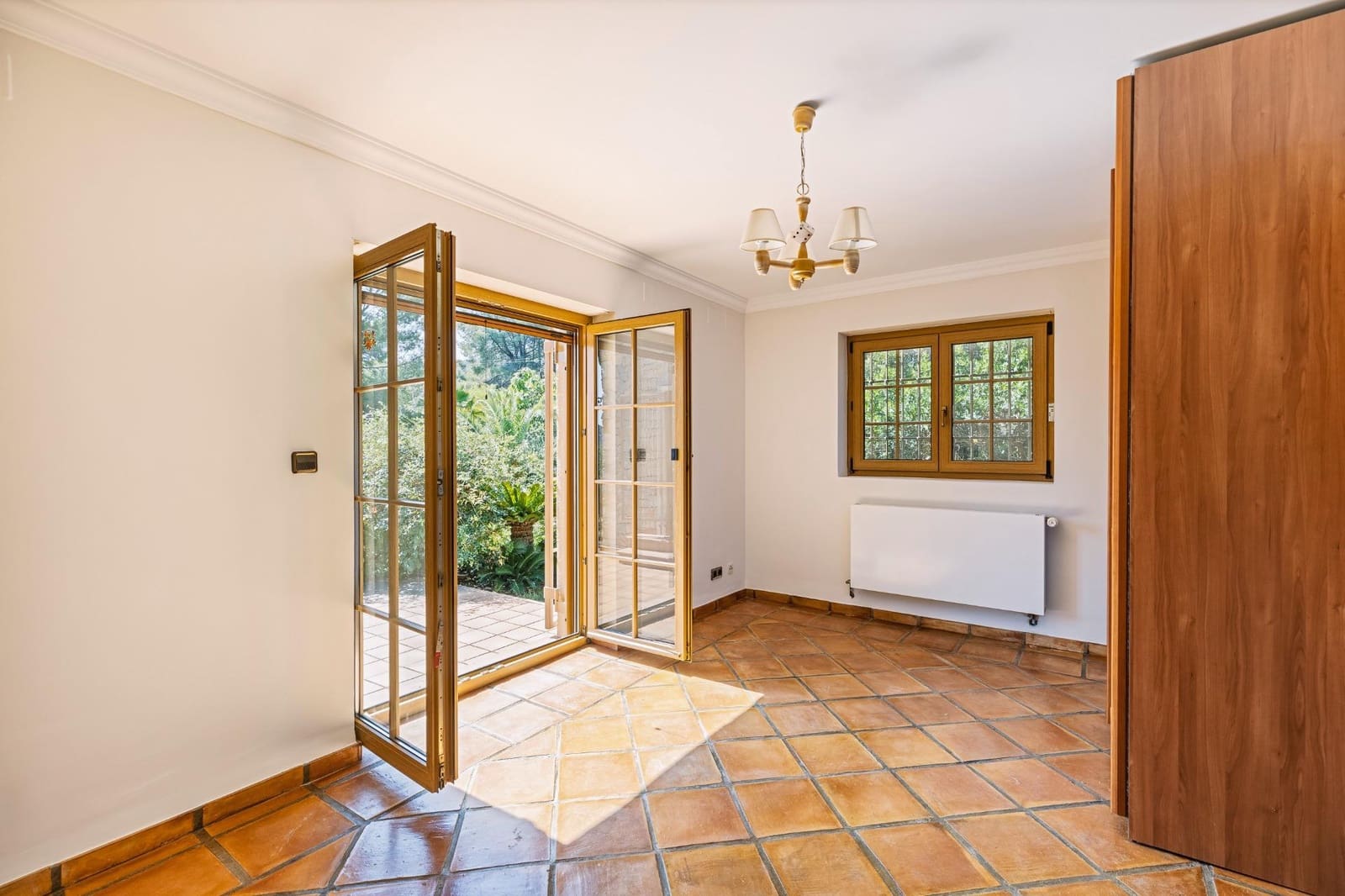 6 bedroom Villa for sale in La Sella with pool garage - € 2,900,000 (Ref: 9929510)