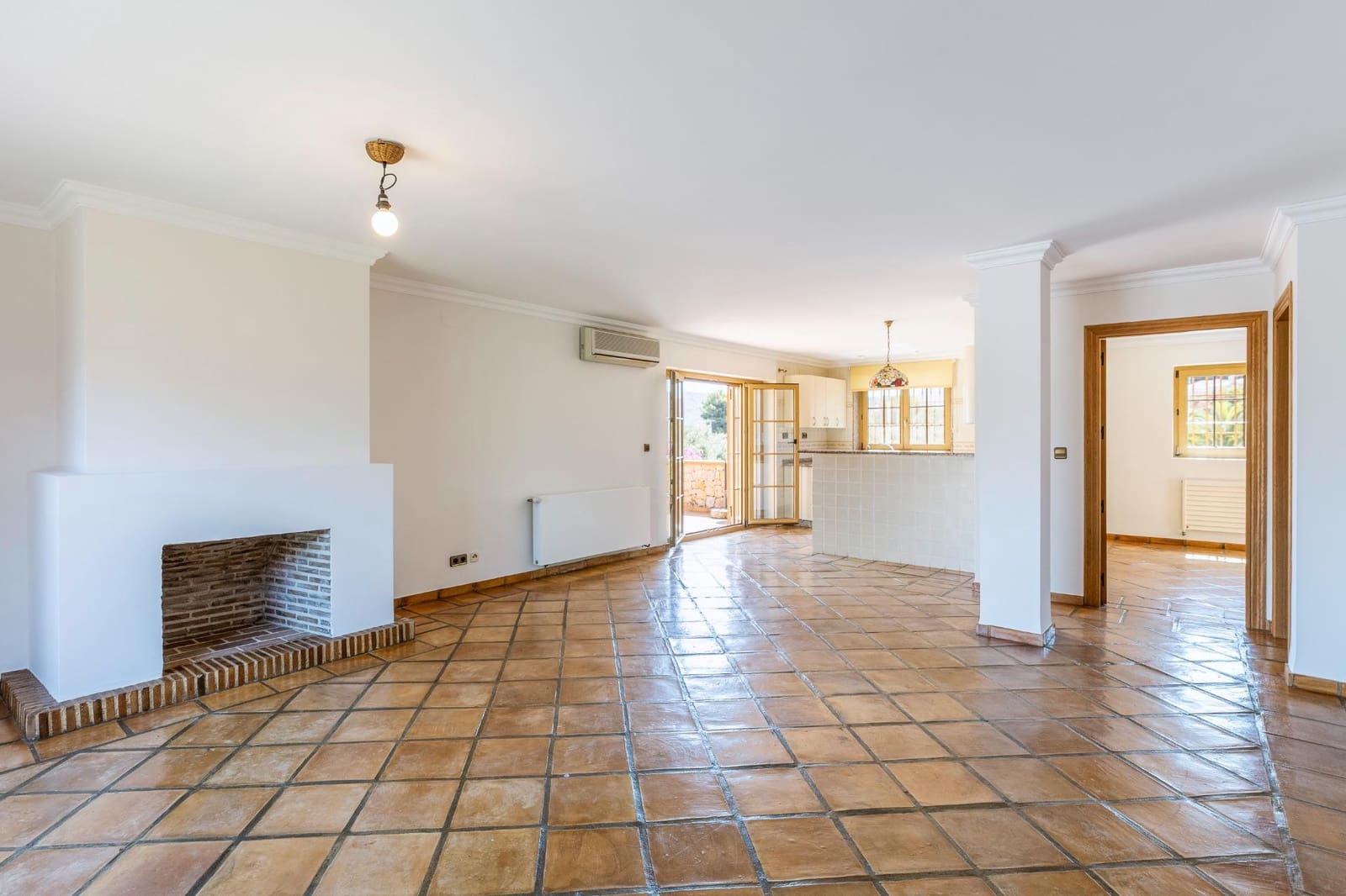 6 bedroom Villa for sale in La Sella with pool garage - € 2,900,000 (Ref: 9929510)