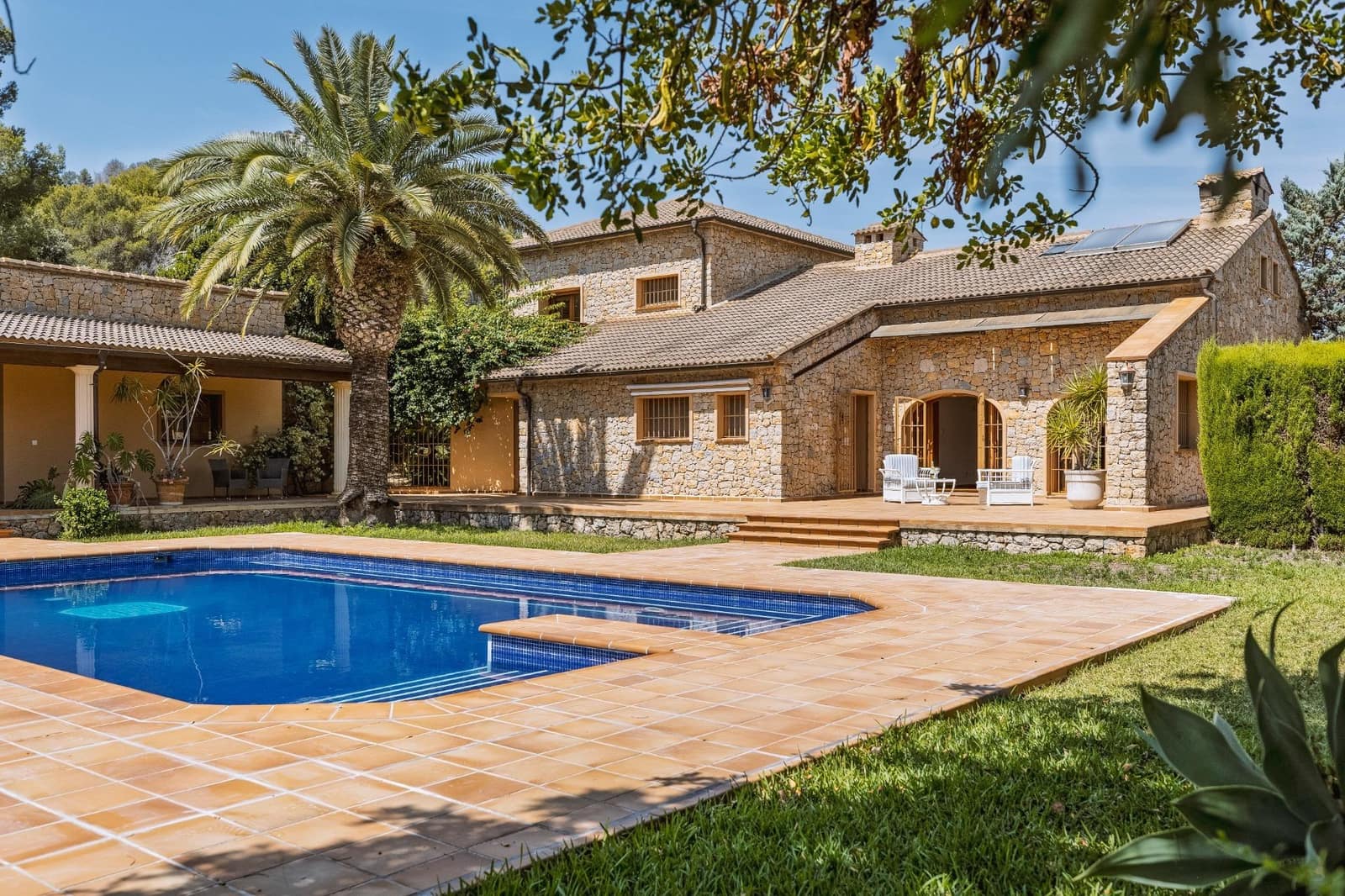 6 bedroom Villa for sale in La Sella with pool garage - € 2,900,000 (Ref: 9929510)
