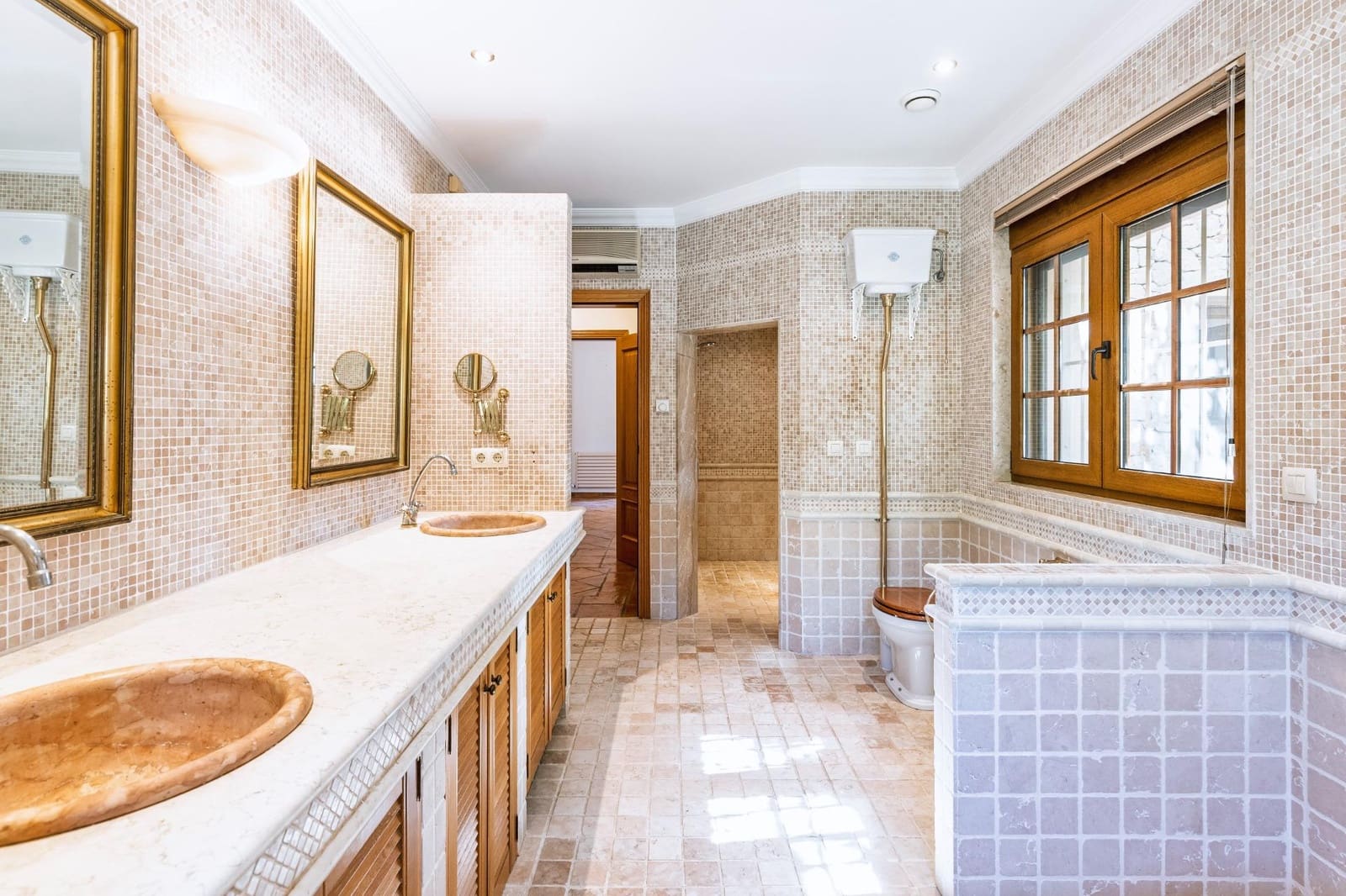 6 bedroom Villa for sale in La Sella with pool garage - € 2,900,000 (Ref: 9929510)