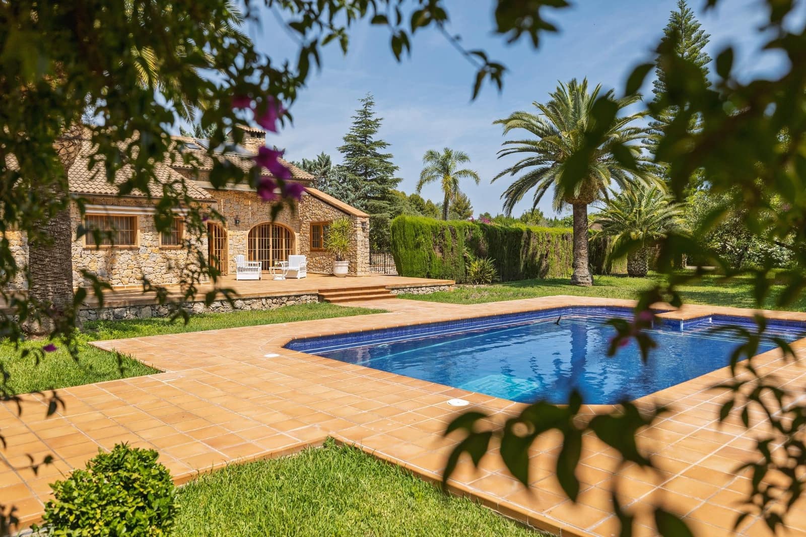 6 bedroom Villa for sale in La Sella with pool garage - € 2,900,000 (Ref: 9929510)
