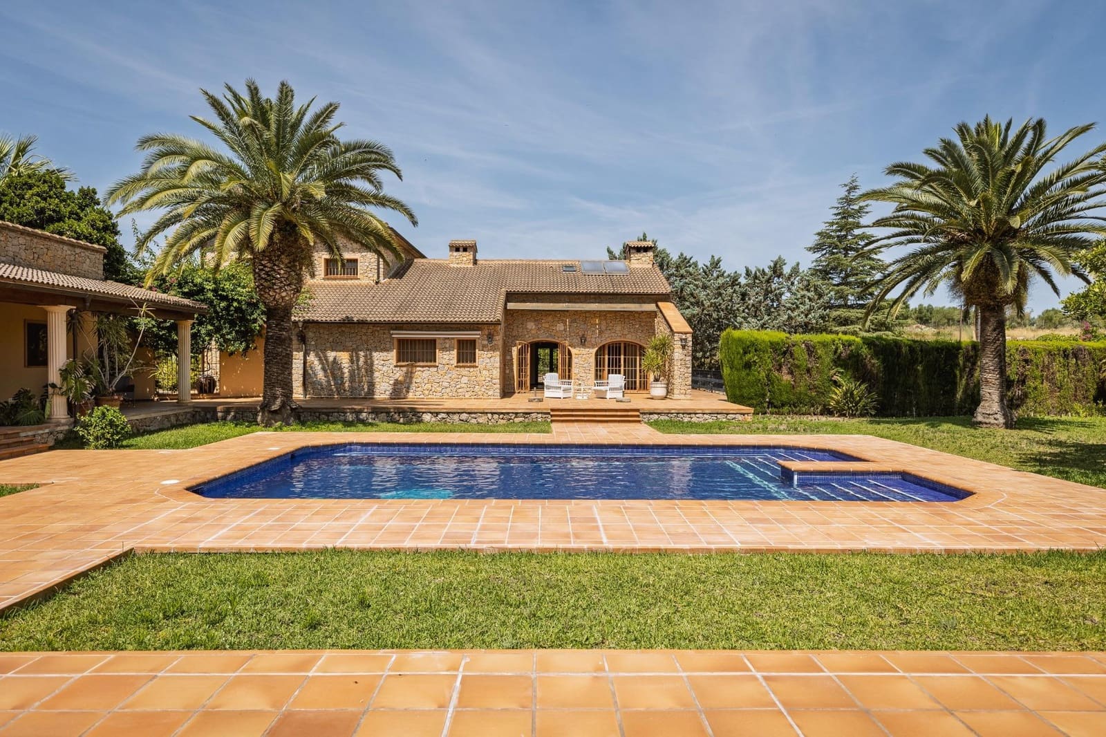 6 bedroom Villa for sale in La Sella with pool garage - € 2,900,000 (Ref: 9929510)