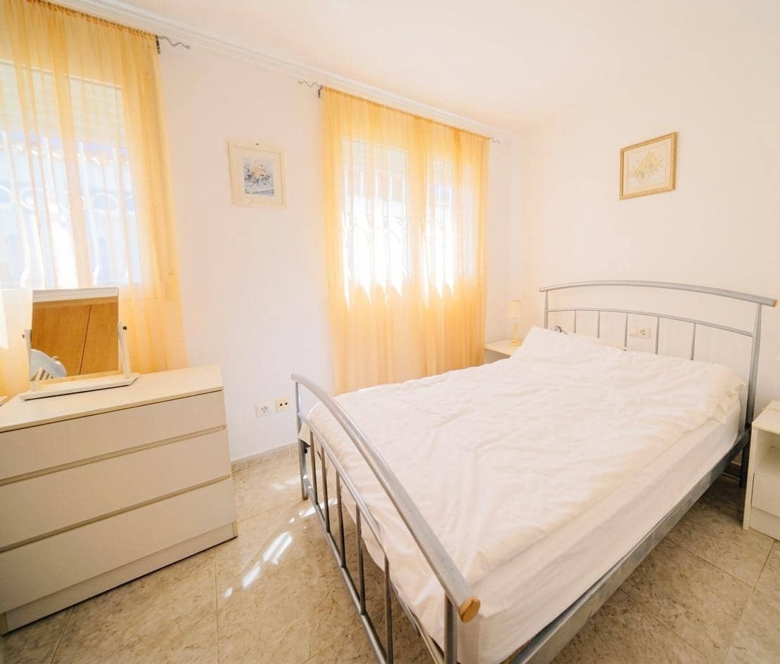 3 bedroom Terraced Villa for rent in Els Poblets with pool - € 950 (Ref: 9936520)
