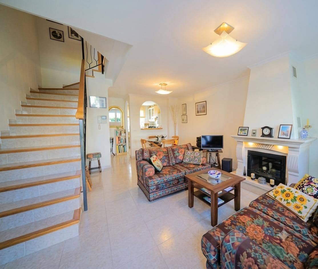 3 bedroom Terraced Villa for rent in Els Poblets with pool - € 950 (Ref: 9936520)