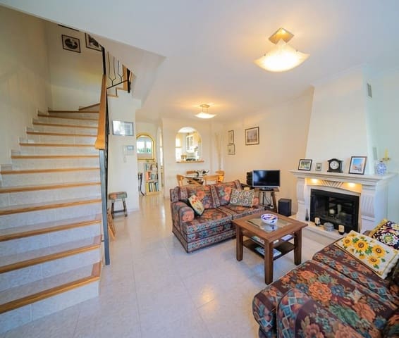 3 camera da letto Villetta a Schiera da affittare in Els Poblets con piscina - 950 € (Rif: 9936520)