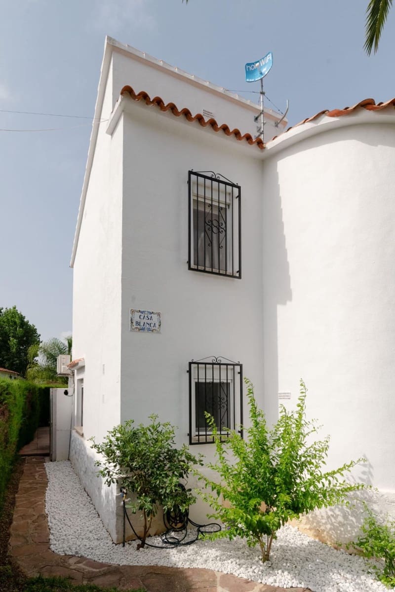 3 Zimmer Reihenhaus zu verkaufen in Denia mit Pool - 410.000 € (Ref: 9938331)