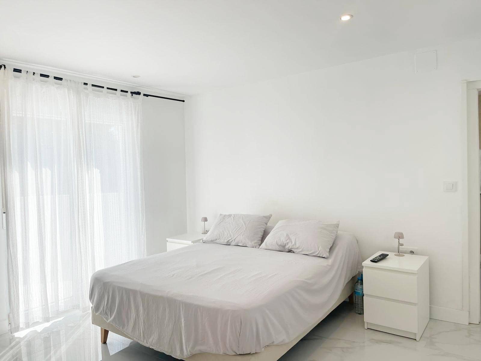 5 soveværelse Villa til leje i Denia med swimmingpool garage - € 2.300 (Ref: 9942655)