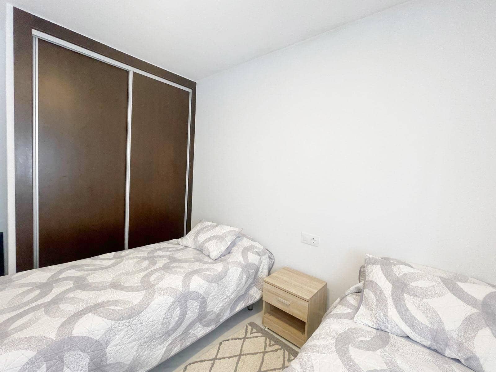 5 soveværelse Villa til leje i Denia med swimmingpool garage - € 2.300 (Ref: 9942655)