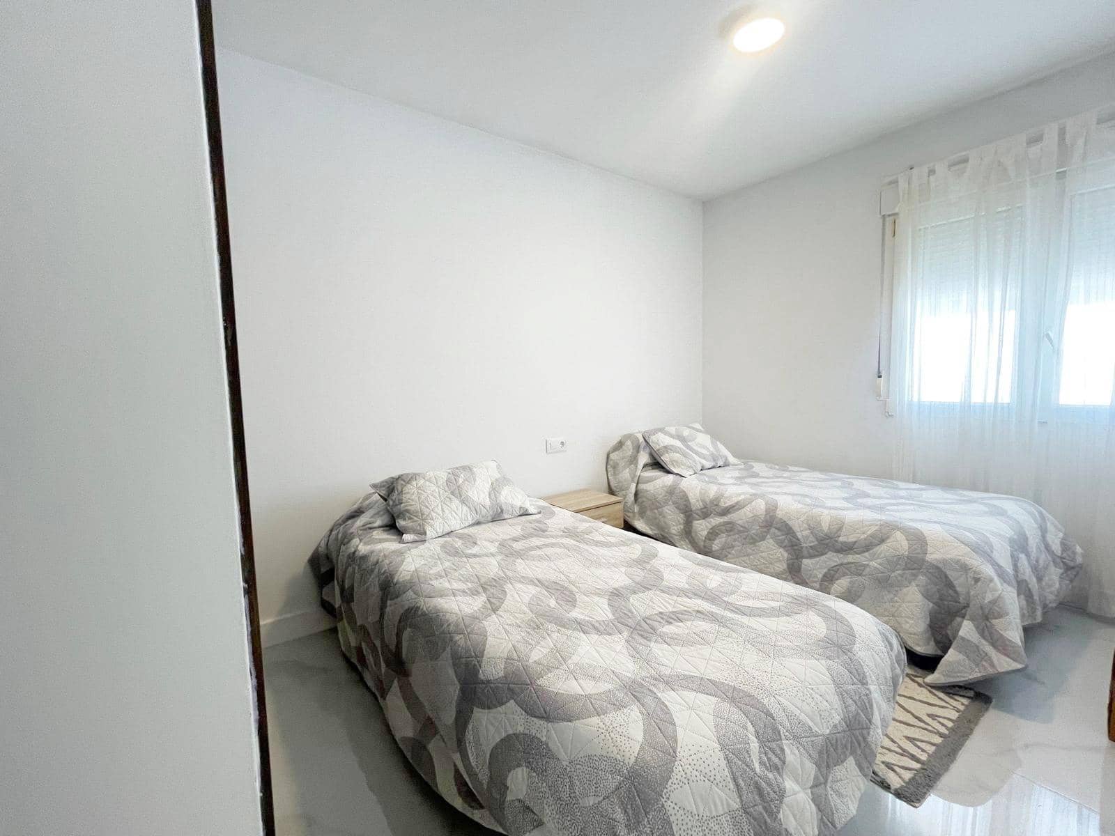 5 soveværelse Villa til leje i Denia med swimmingpool garage - € 2.300 (Ref: 9942655)