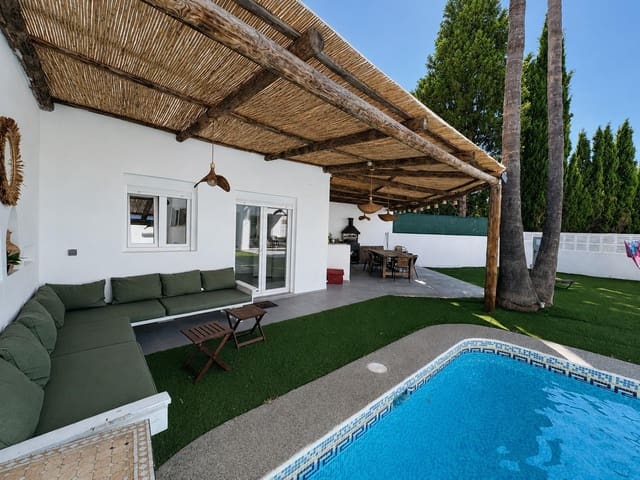 5 bedroom Villa for rent in Dénia with pool garage - € 2,300 (Ref: 9942655)