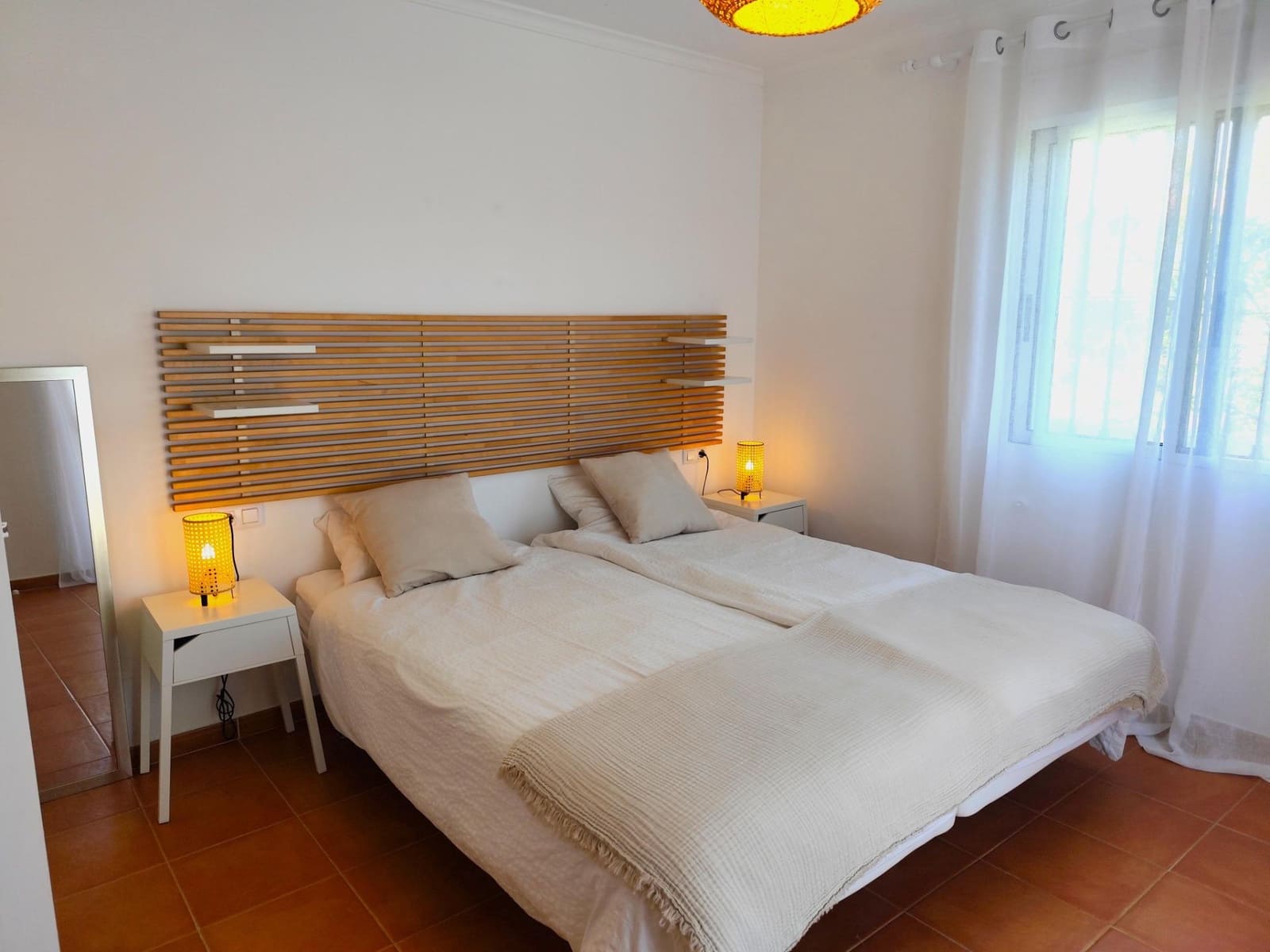3 soveværelse Villa til salg i Orba med swimmingpool garage - € 495.000 (Ref: 9948064)