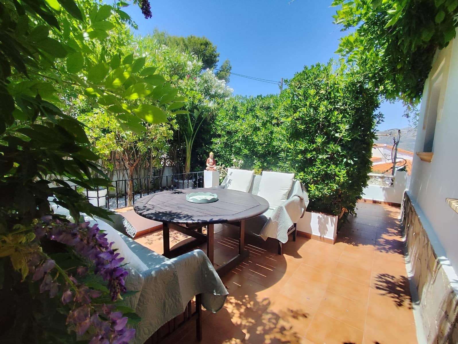 3 soveværelse Villa til salg i Orba med swimmingpool garage - € 495.000 (Ref: 9948064)