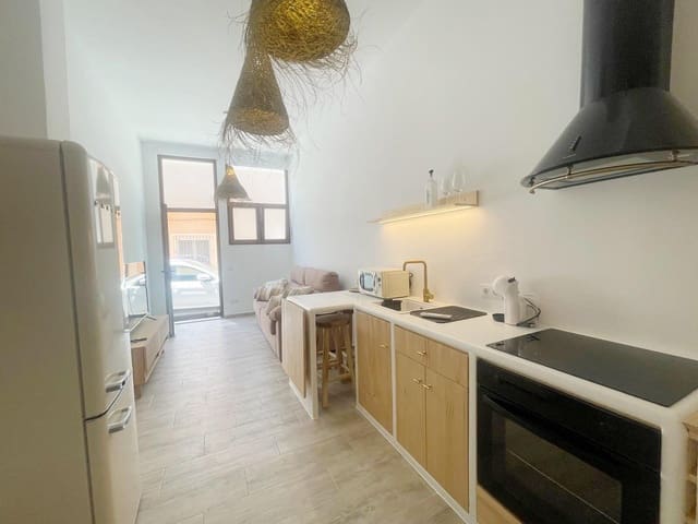 Loft para arrendar em El Puerto, Dénia - 960 € (Ref: 9952741)