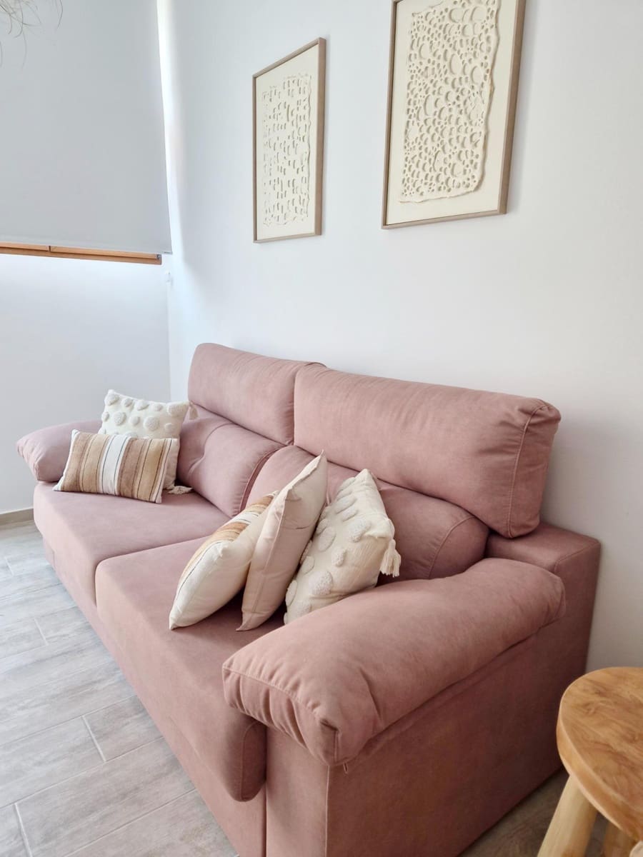 Loft for rent in Denia - € 960 (Ref: 9952741)