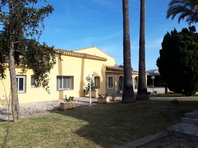 5 soverom Villa til leie i Pedreguer med svømmebasseng - € 3 500 (Ref: 9954353)