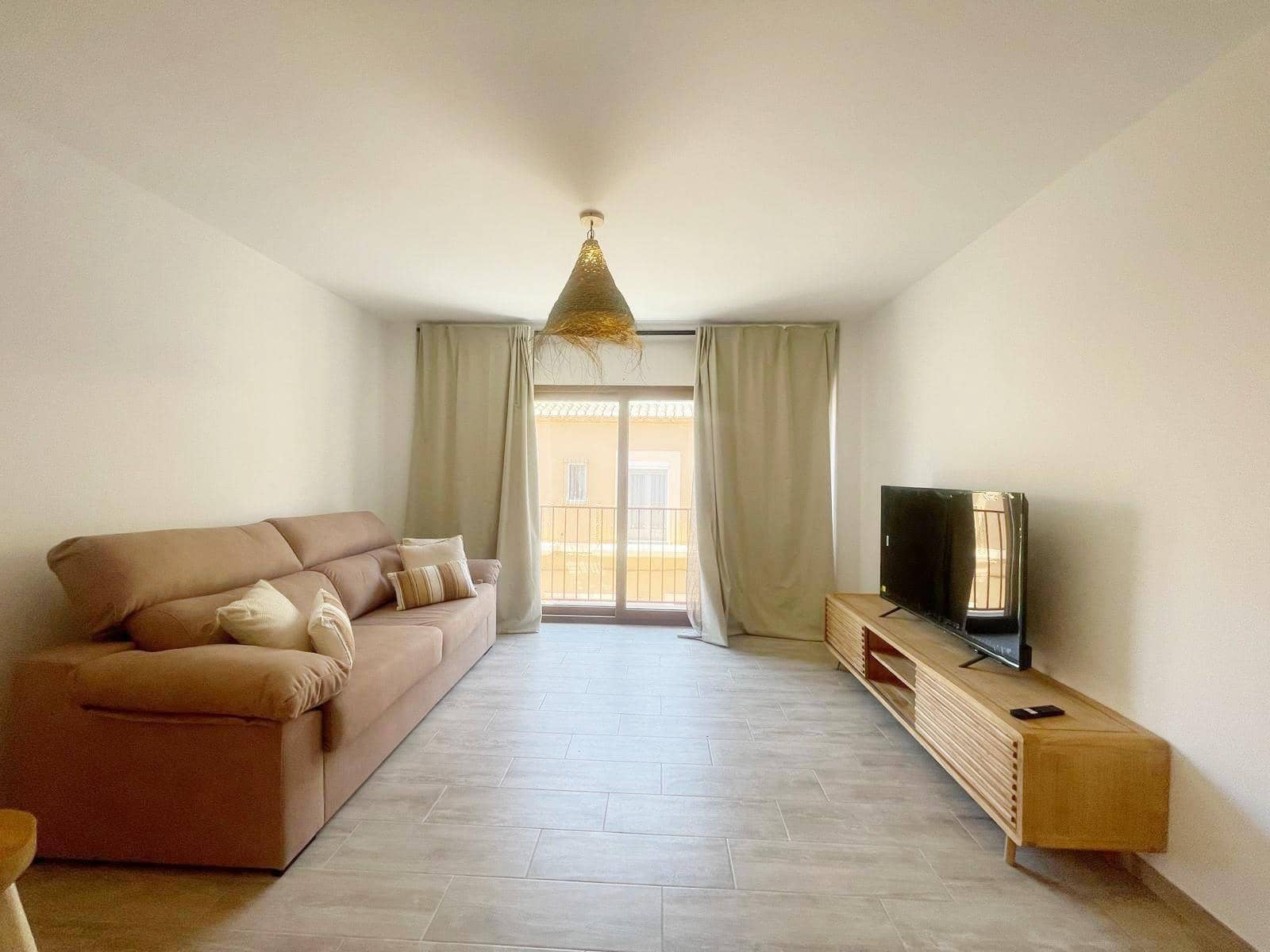 1 bedroom Flat for rent in Denia - € 1,200 (Ref: 9955149)
