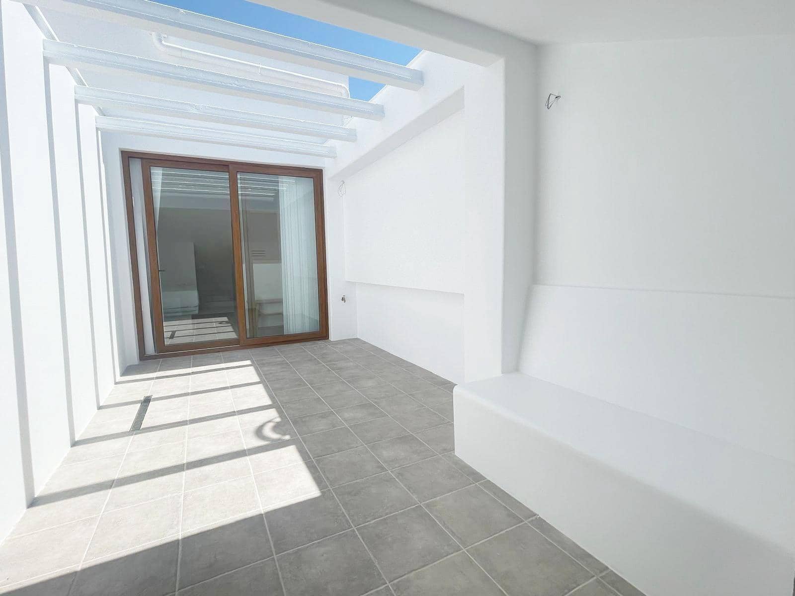1 bedroom Flat for rent in Denia - € 1,200 (Ref: 9955149)