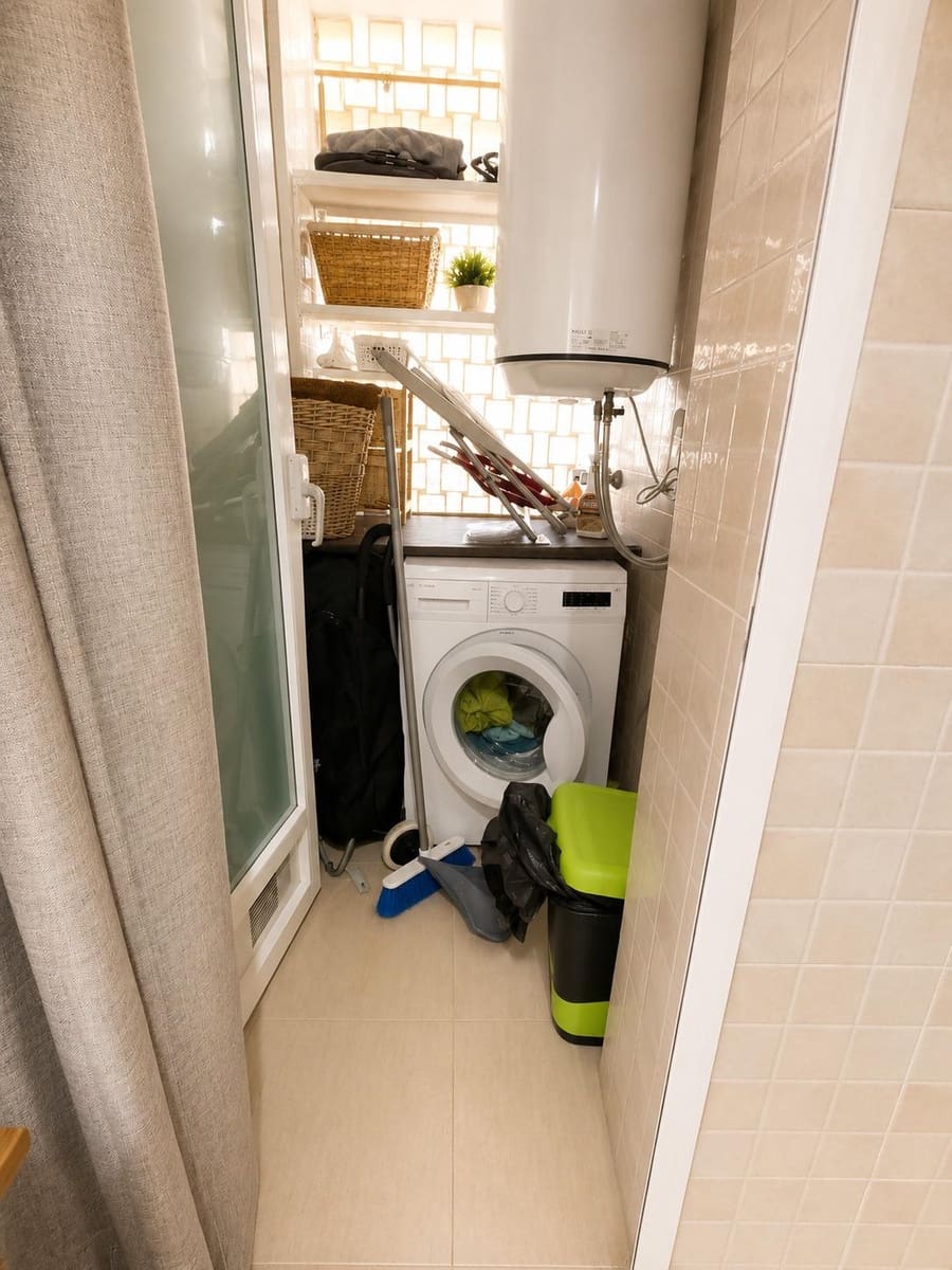 2 soveværelse Lejlighed til leje i Denia med swimmingpool garage - € 900 (Ref: 9973448)