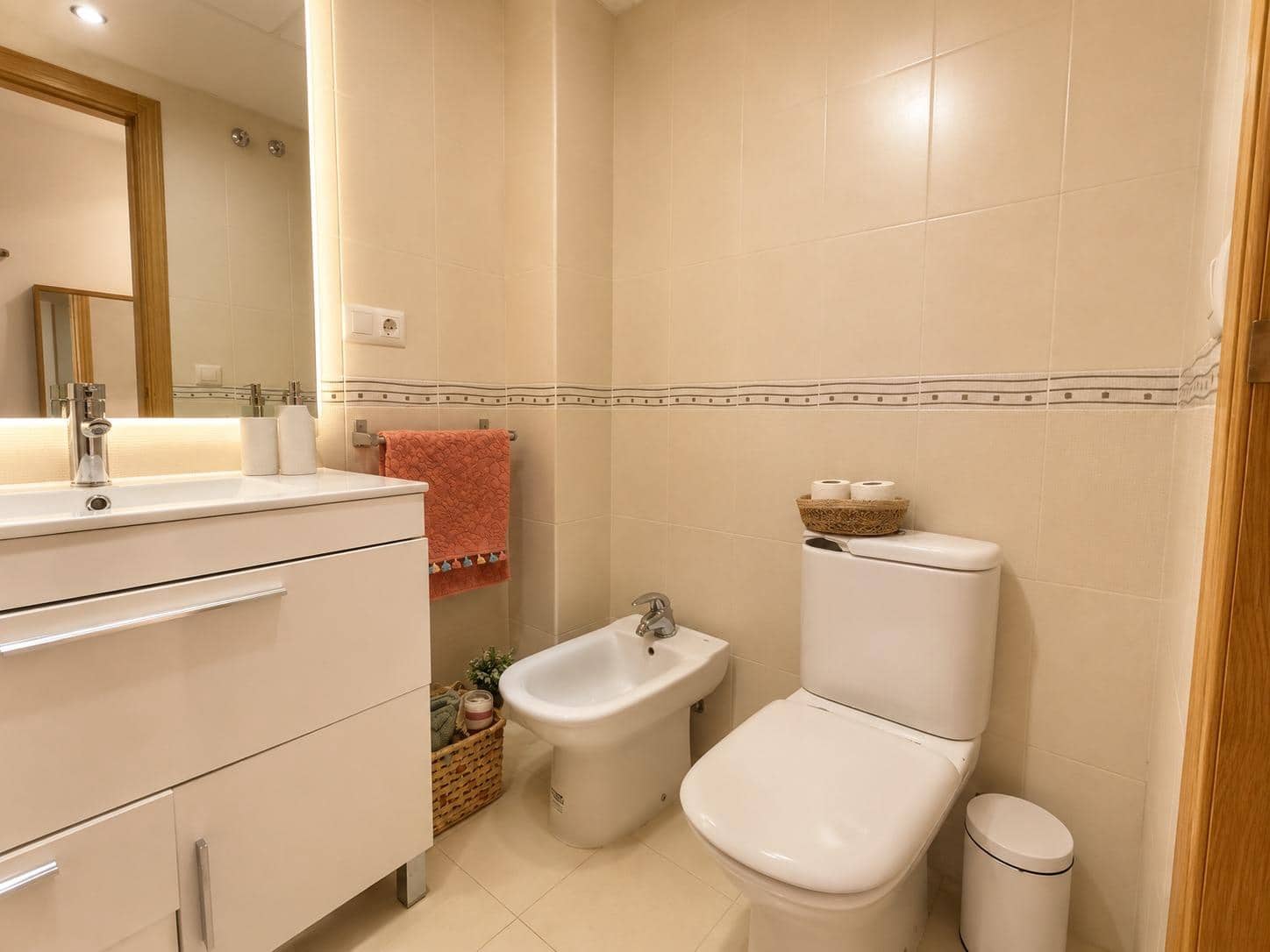 2 bedroom Apartment for rent in Denia with pool garage - € 900 (Ref: 9973448)