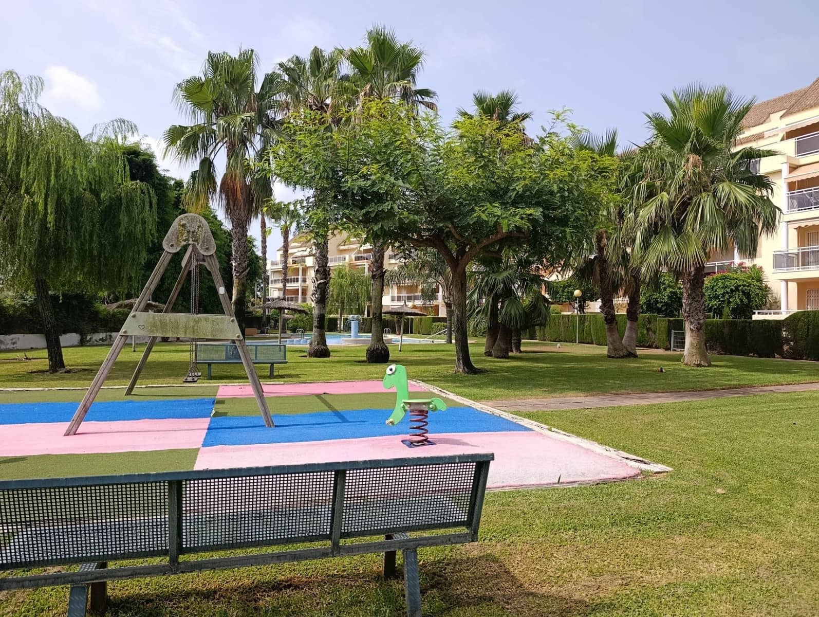 2 bedroom Apartment for rent in Denia with pool garage - € 900 (Ref: 9973448)