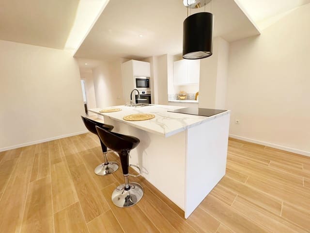 3 slaapkamer Flat te koop in Centro Urbano, Dénia - € 329.000 (Ref: 9978995)