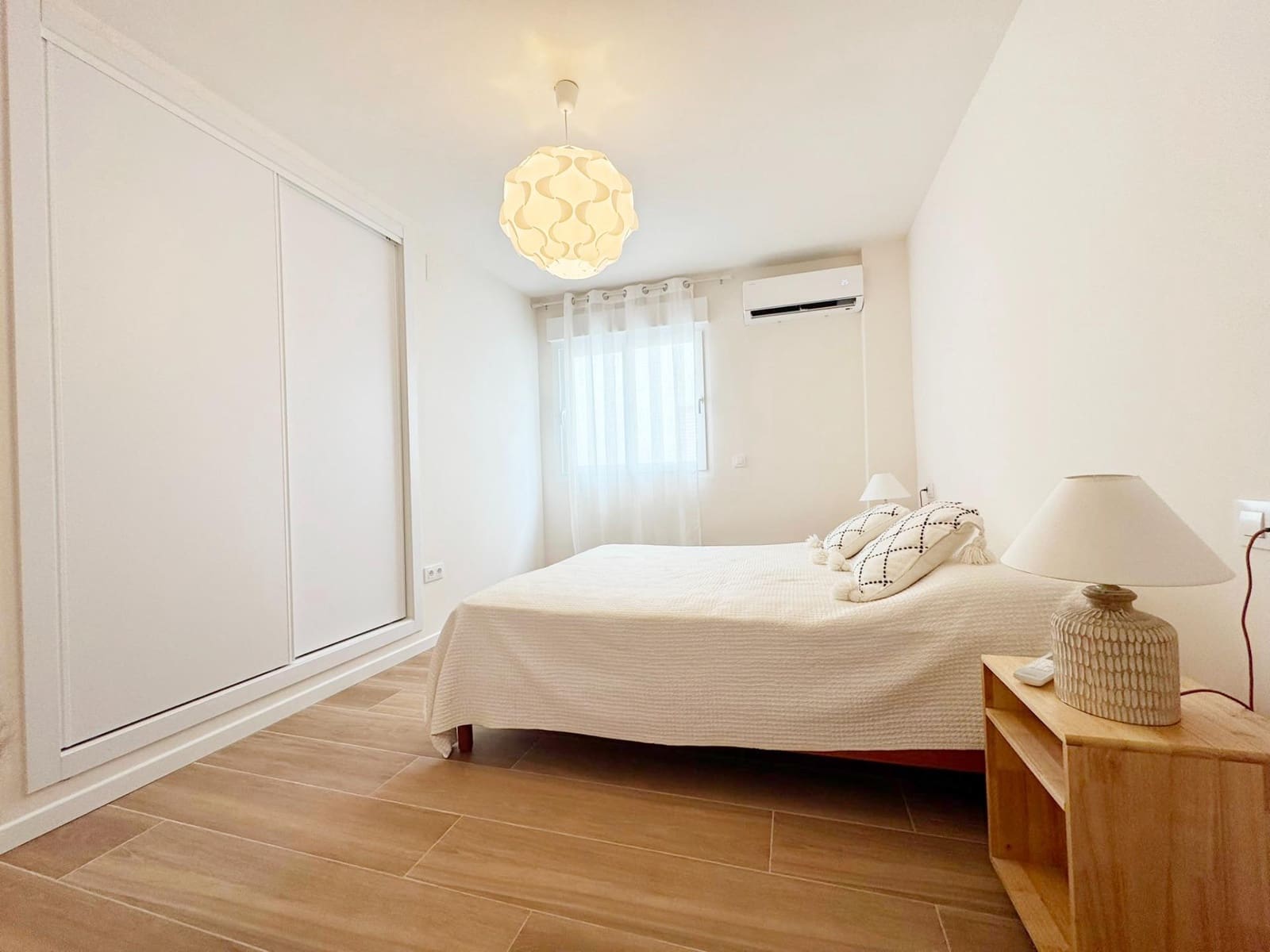 3 bedroom Flat for sale in Denia - € 329,000 (Ref: 9978995)