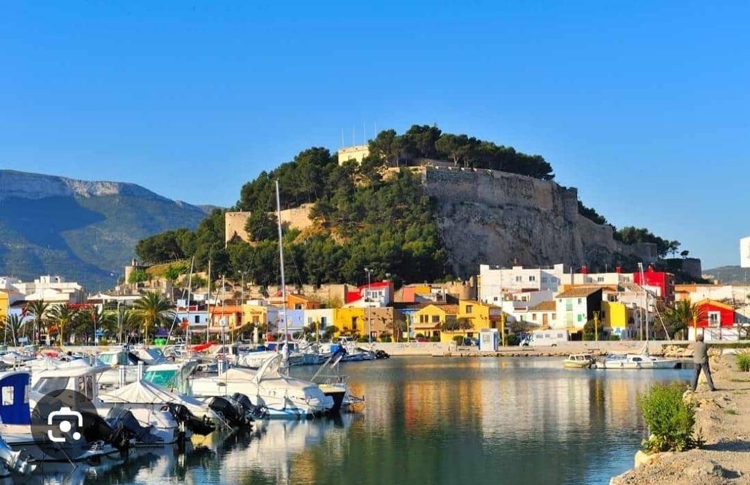 3 quarto Apartamento para arrendar em Denia com piscina garagem - 1 100 € (Ref: 9983118)