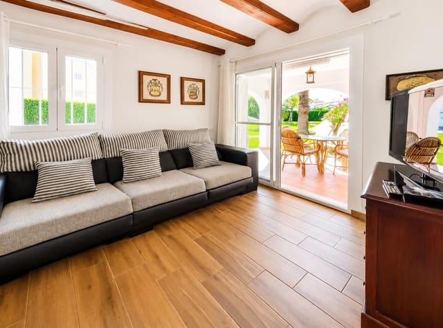 3 quarto Apartamento para arrendar em Las Marinas / Les Marines, Dénia com piscina garagem - 1 100 € (Ref: 9983118)