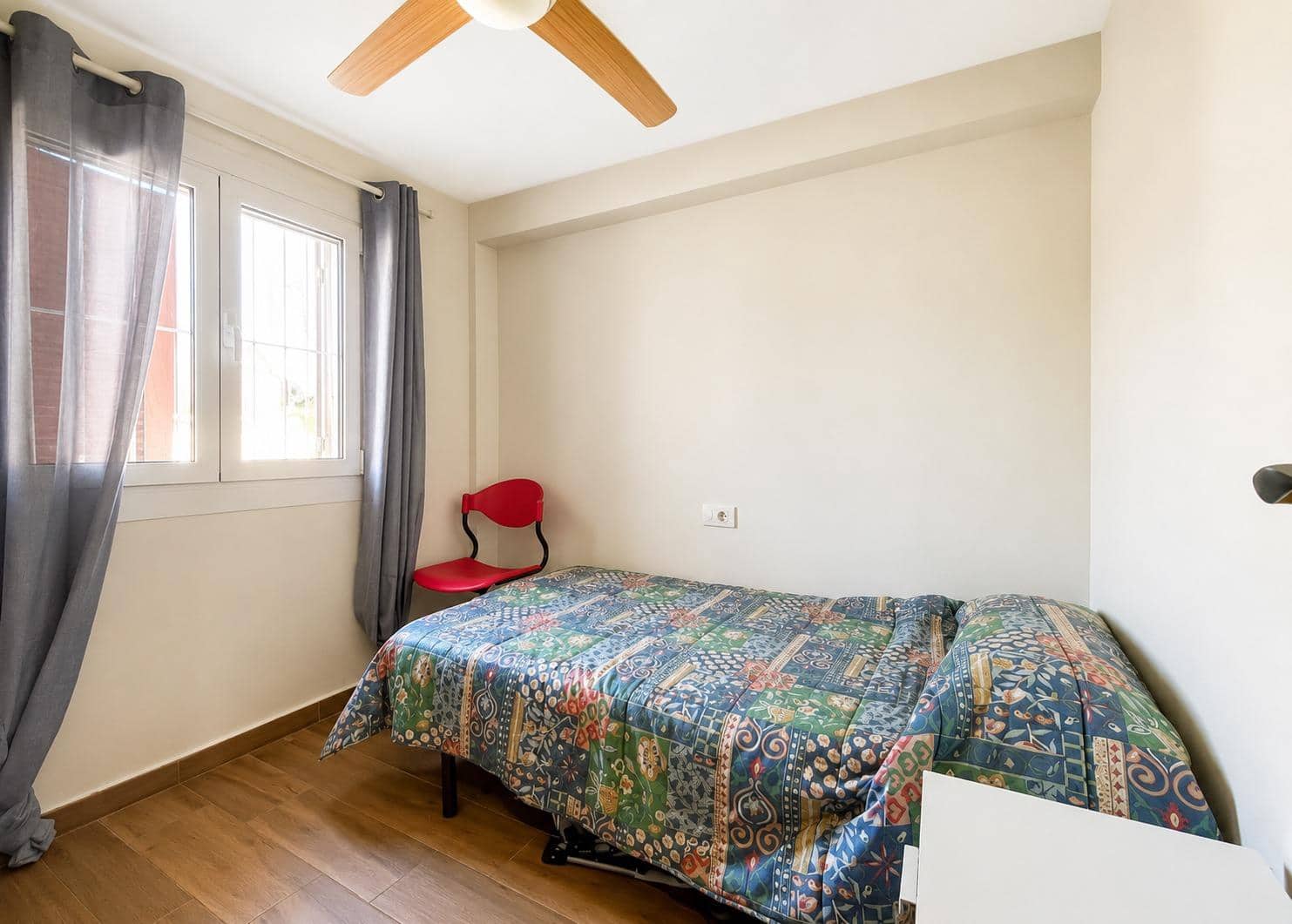 3 quarto Apartamento para arrendar em Denia com piscina garagem - 1 100 € (Ref: 9983118)