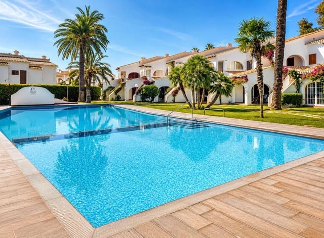 3 quarto Apartamento para arrendar em Las Marinas / Les Marines, Dénia com piscina garagem - 1 100 € (Ref: 9983118)
