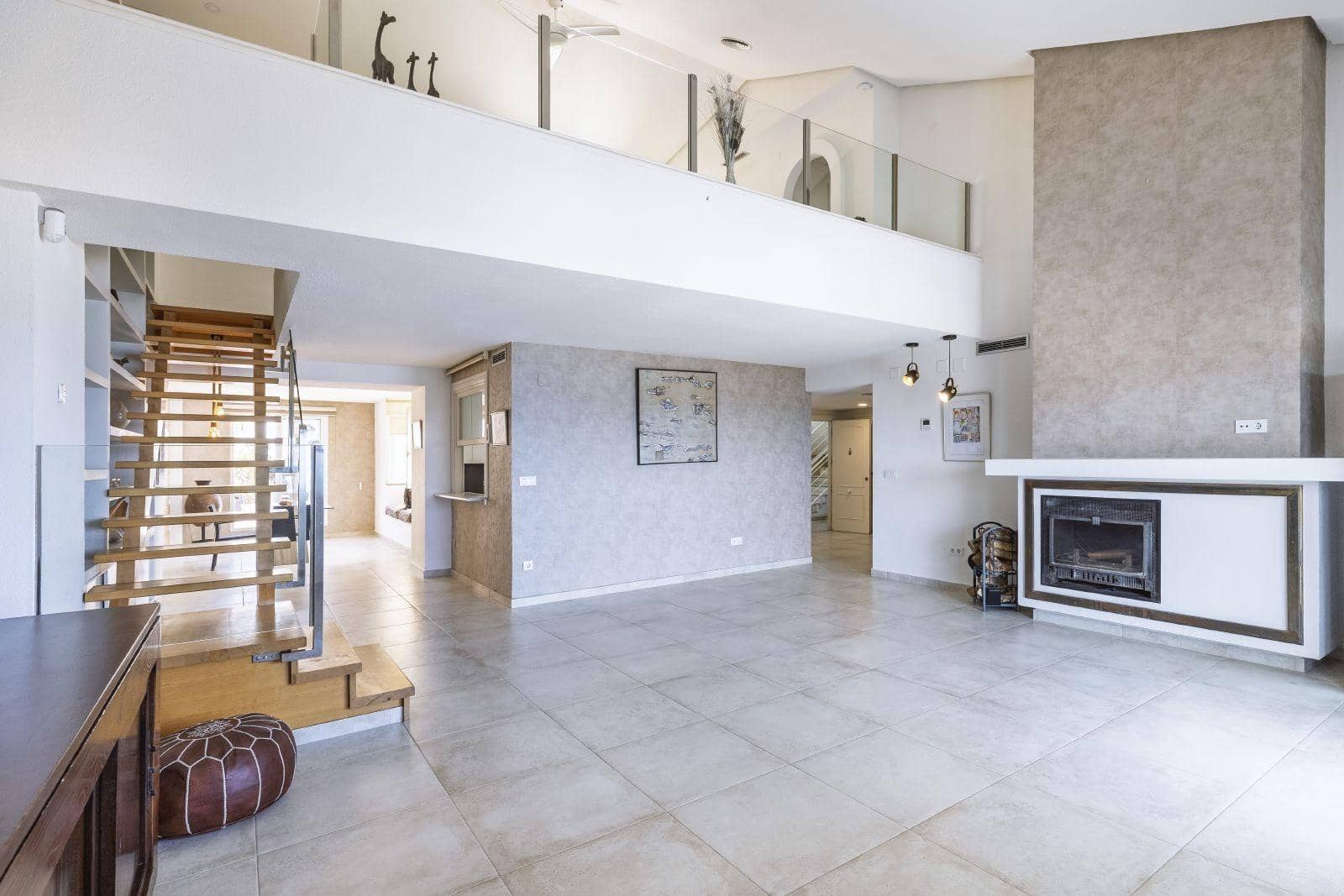 4 Zimmer Penthouse zu verkaufen in Denia mit Pool Garage - 790.000 € (Ref: 9994359)