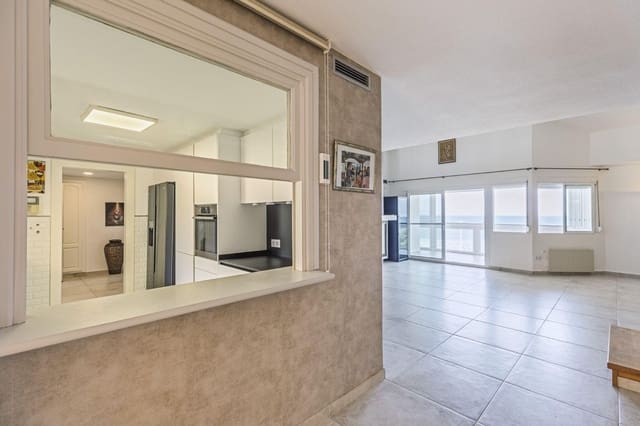 Ático de 4 habitaciones en Centro Urbano, Dénia en venta con piscina garaje - 790.000 € (Ref: 9994359)