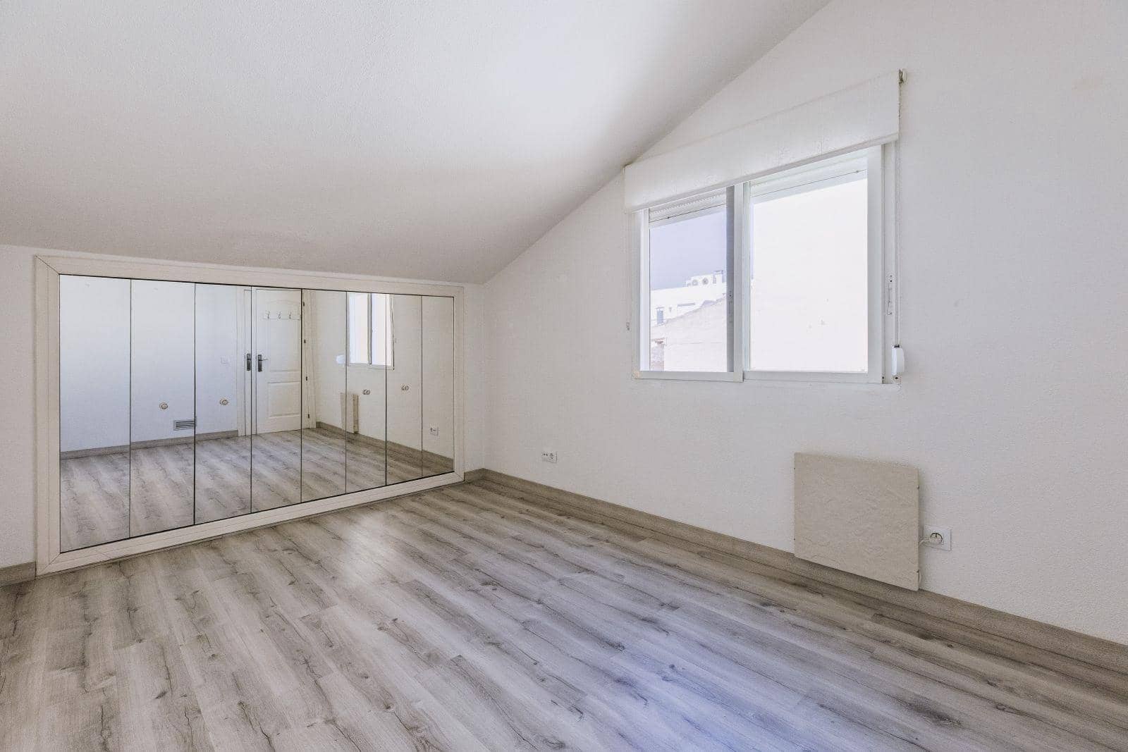 4 Zimmer Penthouse zu verkaufen in Denia mit Pool Garage - 790.000 € (Ref: 9994359)