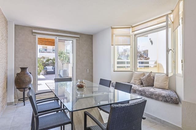 Ático de 4 habitaciones en Centro Urbano, Dénia en venta con piscina garaje - 790.000 € (Ref: 9994359)