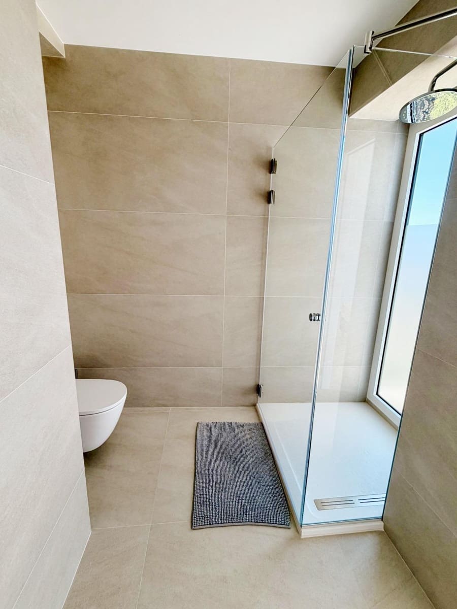 2 slaapkamer Flat te huur in Denia met garage - € 1.500 (Ref: 9997207)