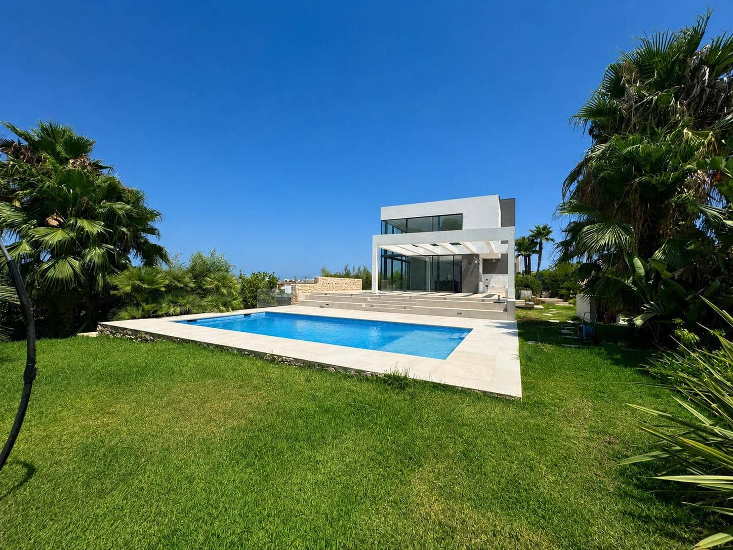 5 soverom Villa til leie i Javea / Xabia med svømmebasseng garasje - € 7 000 (Ref: 9997208)